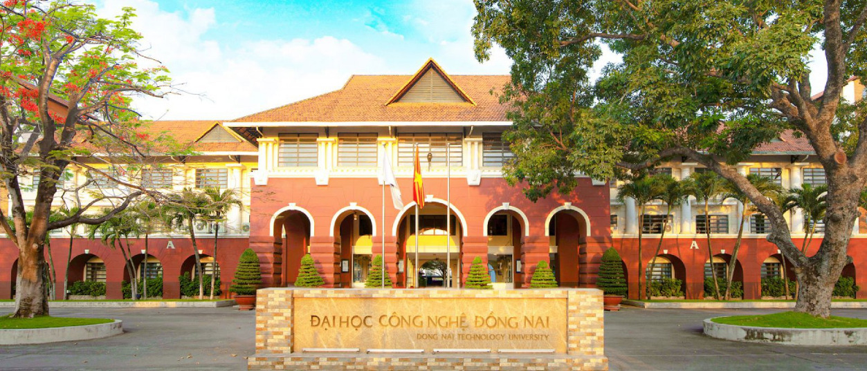 Năm học 2025 - 2026