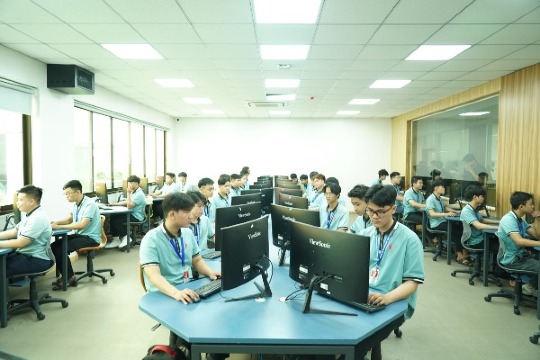 Công Nghệ Thông Tin