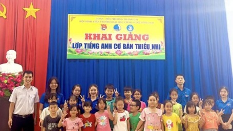 KHAI GIẢNG LỚP TIẾNG ANH CHO THIẾU NHI TRÊN ĐỊA BÀN P. TRẢNG DÀI