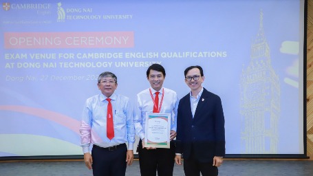 Lễ ra mắt điểm thi chứng chỉ tiếng anh Cambridge tại Trường Đại học Công nghệ Đồng Nai