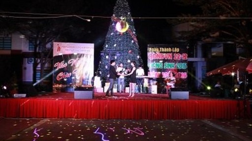 Đêm nhạc hội chào mừng ngày thành lập Quân đội Nhân dân Việt Nam 22/12/2015, đón Giáng sinh 2015 và Năm mới 2016