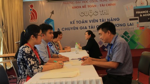 Tổ chức kỳ thi tiếng Anh B1 chuẩn đầu ra cho học viên Cao học tại trường Đại học Công nghệ Đồng Nai