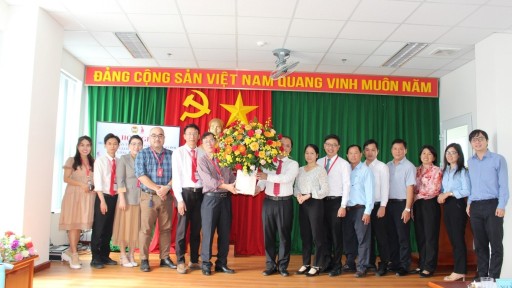 TRƯỜNG ĐẠI HỌC CÔNG NGHỆ ĐỒNG NAI HỢP TÁC VỚI HỘI NÔNG DÂN VỀ ĐỊNH HƯỚNG PHÁT TRIỂN NÔNG NGHIỆP THÔNG MINH VÀ BỀN VỮNG