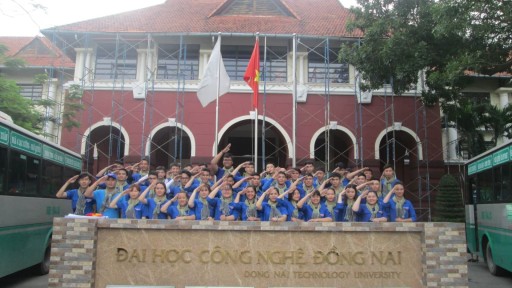 Trường Đại học Công nghệ Đồng Nai: Ra quân chiến dịch “Mùa hè xanh năm 2018”