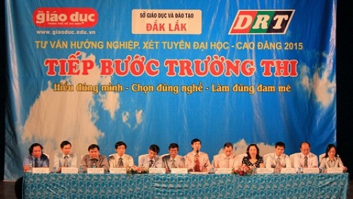 Trường Đại học Công nghệ Đồng Nai tư vấn tuyển sinh tại Đắk Lắk.