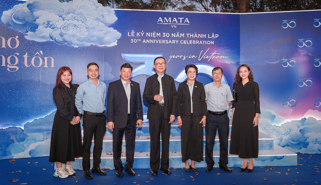 Dr. Doan Manh Quynh - President of DNTU, attended the 30th Anniversary Celebration of Amata in Vietnam