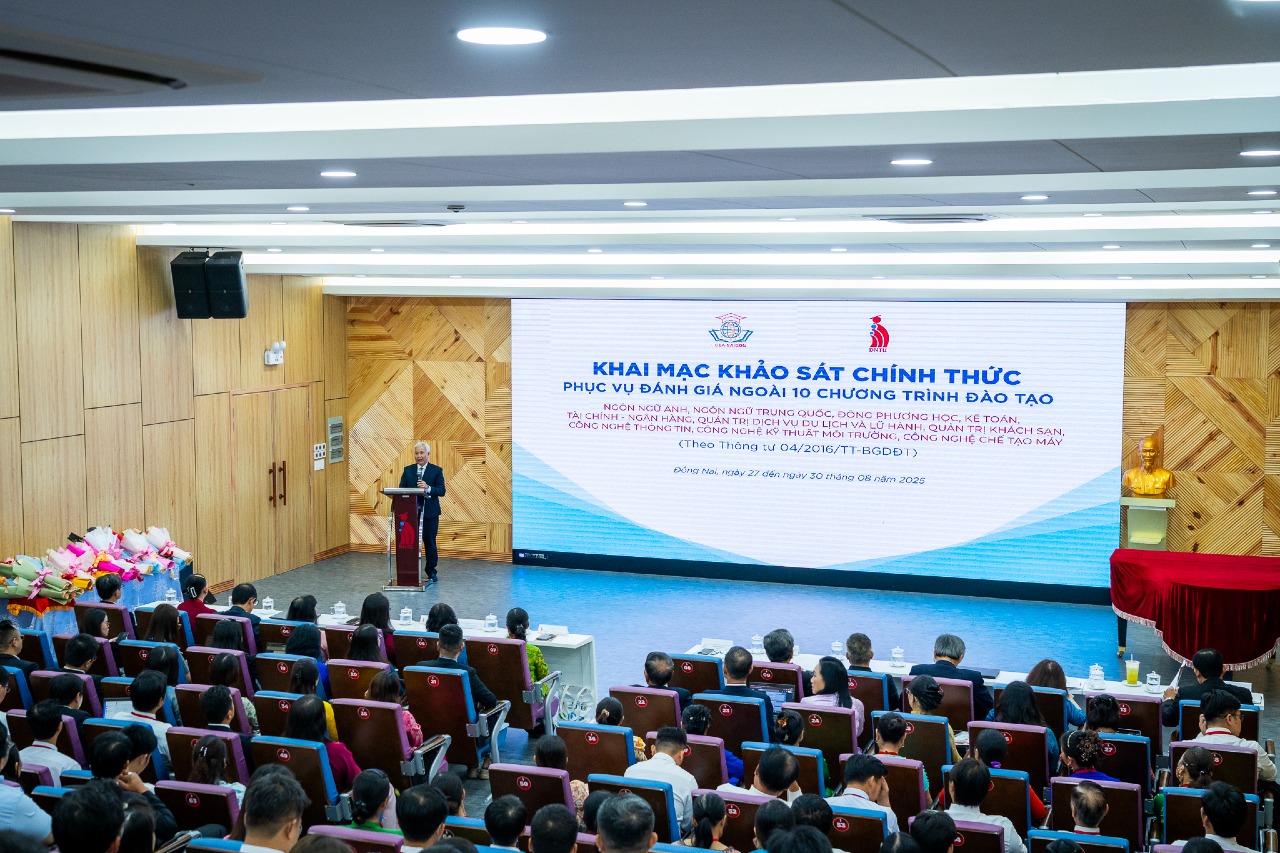 DNTU khai mạc Khảo sát chính thức phục vụ đánh giá ngoài 10 Chương trình đào tạo