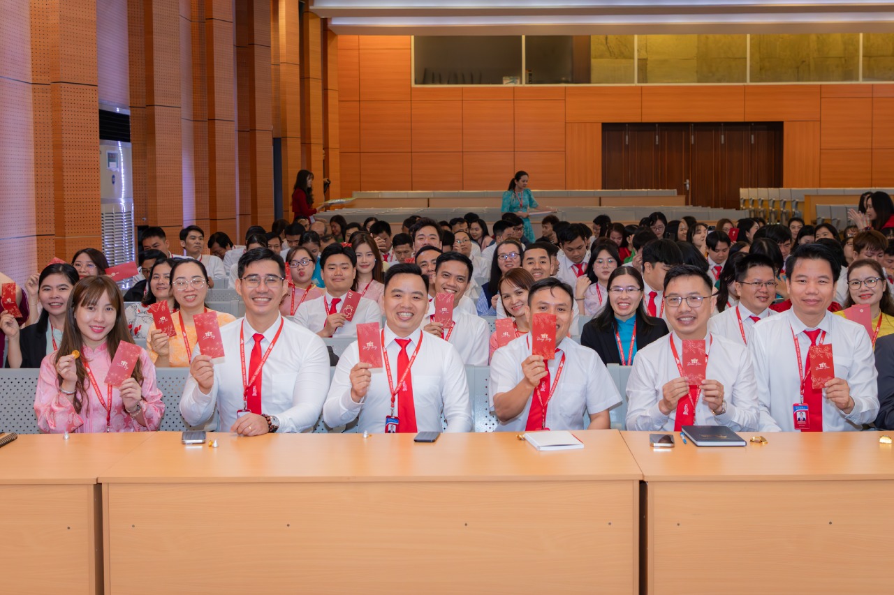 Tân niên “Mã đáo thành Xuân 2026” - DNTU và BHS tăng tốc năm Ngọ, cùng đi nhanh hơn, xa hơn và vững vàng hơn