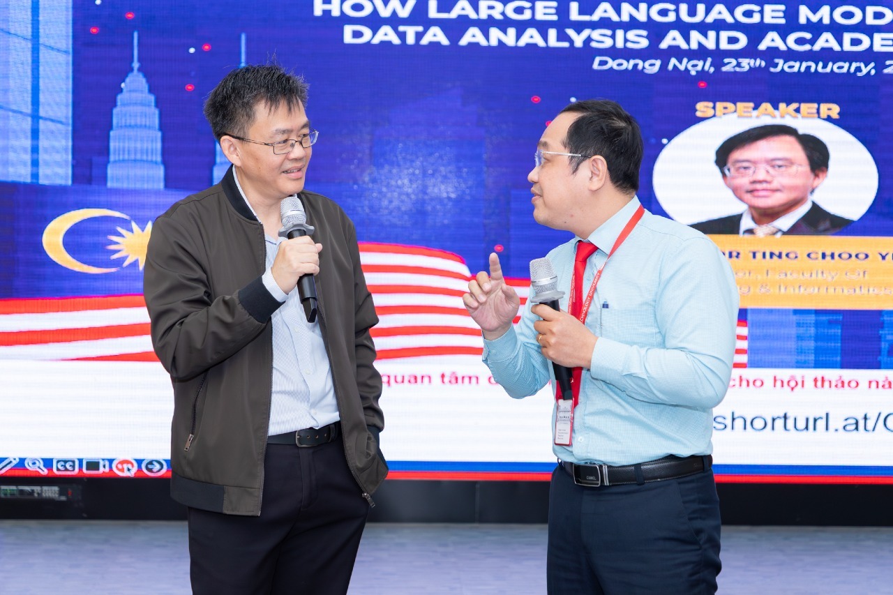 Thế hệ sinh viên số tại DNTU cập nhật xu hướng trí tuệ nhân tạo (LLMs) cùng các Giáo sư quốc tế đến từ Malaysia