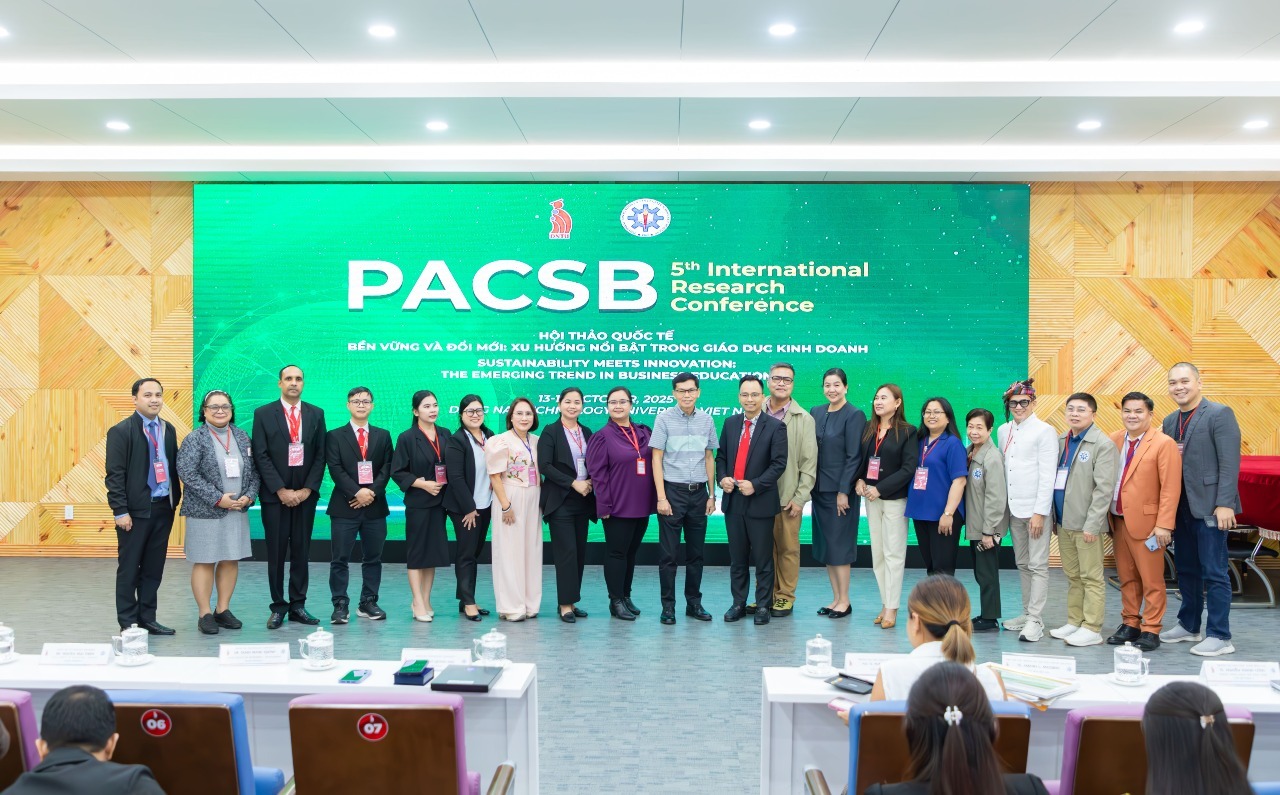 Lễ bế mạc Hội thảo quốc tế về Bền vững và Đổi mới: Xu hướng nổi bật trong Giáo dục Kinh doanh