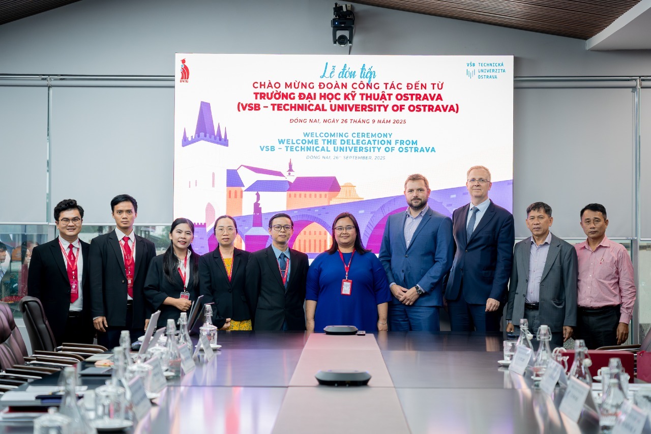 Giúp sinh viên tiếp cận phương pháp giảng dạy hiện đại từ Châu Âu - DNTU đón tiếp và làm việc với Trường Đại học Kỹ thuật Ostrava, Cộng hòa Séc