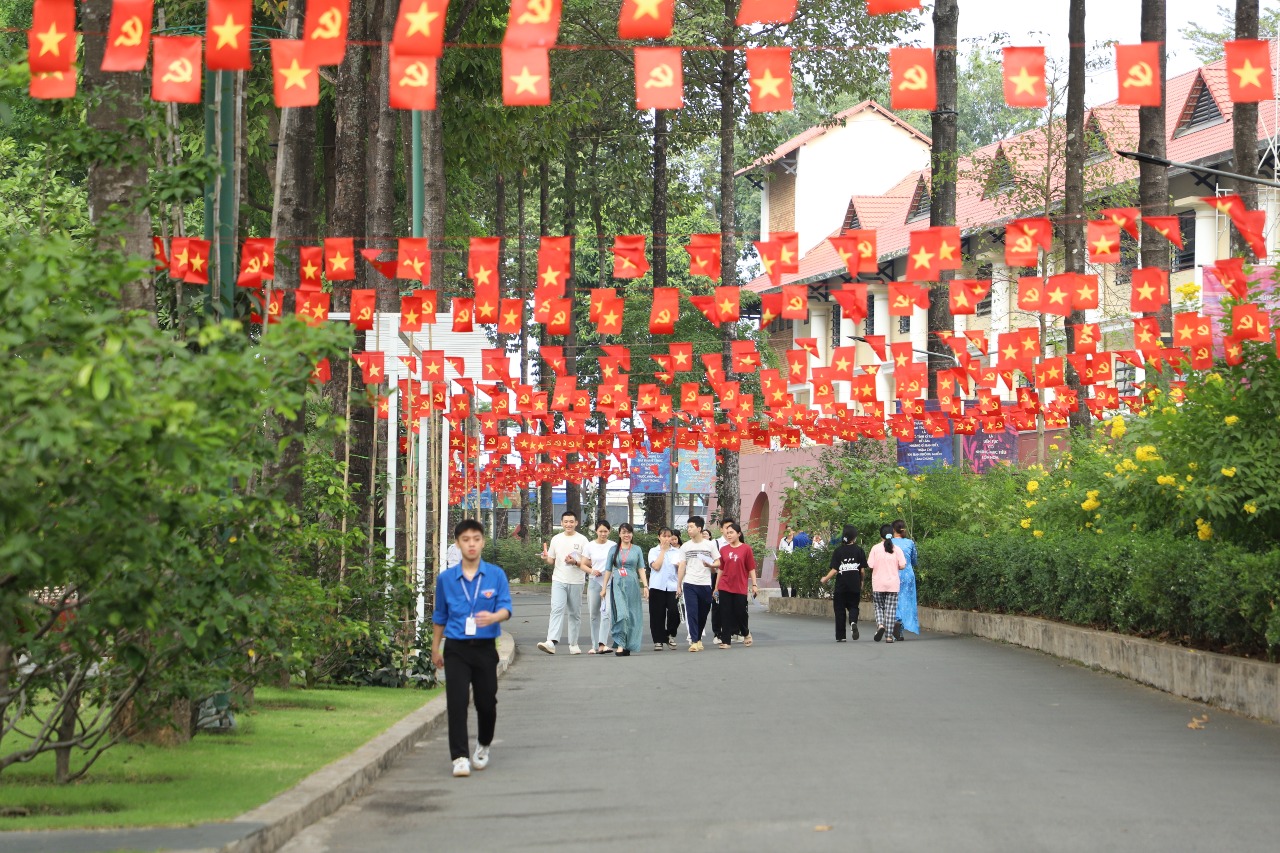 Kỳ thi đánh giá năng lực ĐHQG-HCM đợt 1: DNTU đồng hành cùng hơn 1.800 sĩ tử trên hành trình chinh phục cánh cửa đại học