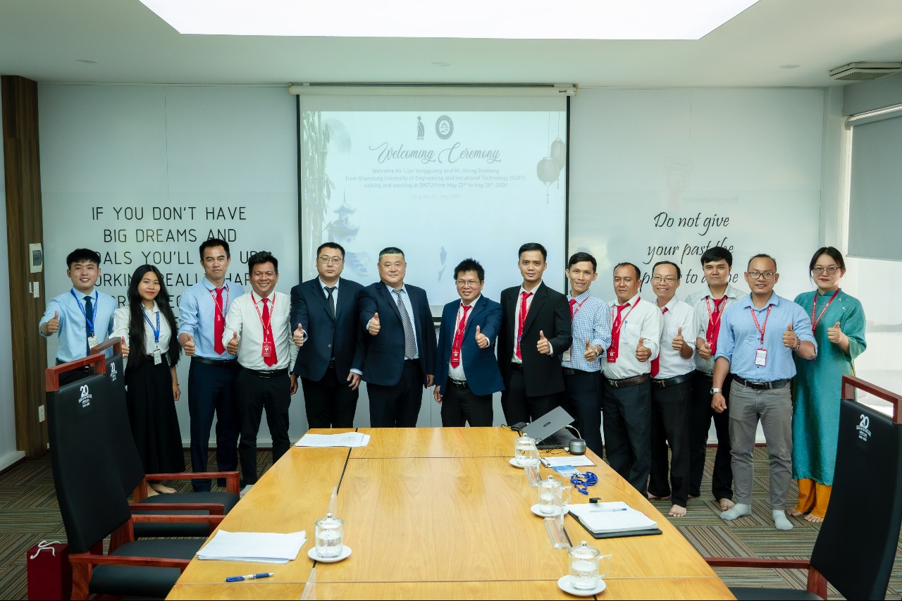 Khép lại chuỗi hoạt động giảng dạy và giao lưu học thuật quốc tế ngành Công nghệ kỹ thuật ô tô tại DNTU