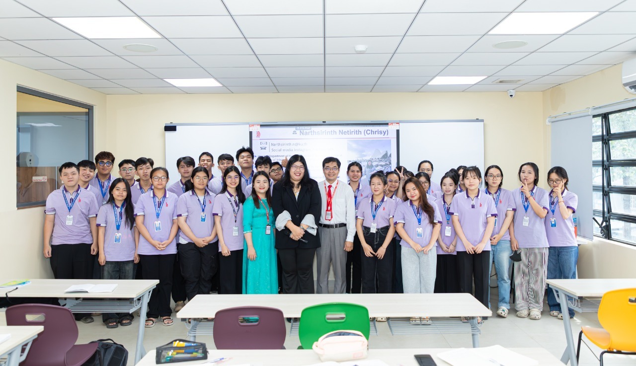 International Expert from Kasetsart University Brings Global Perspectives on Logistics and Supply Chain Management to DNTU