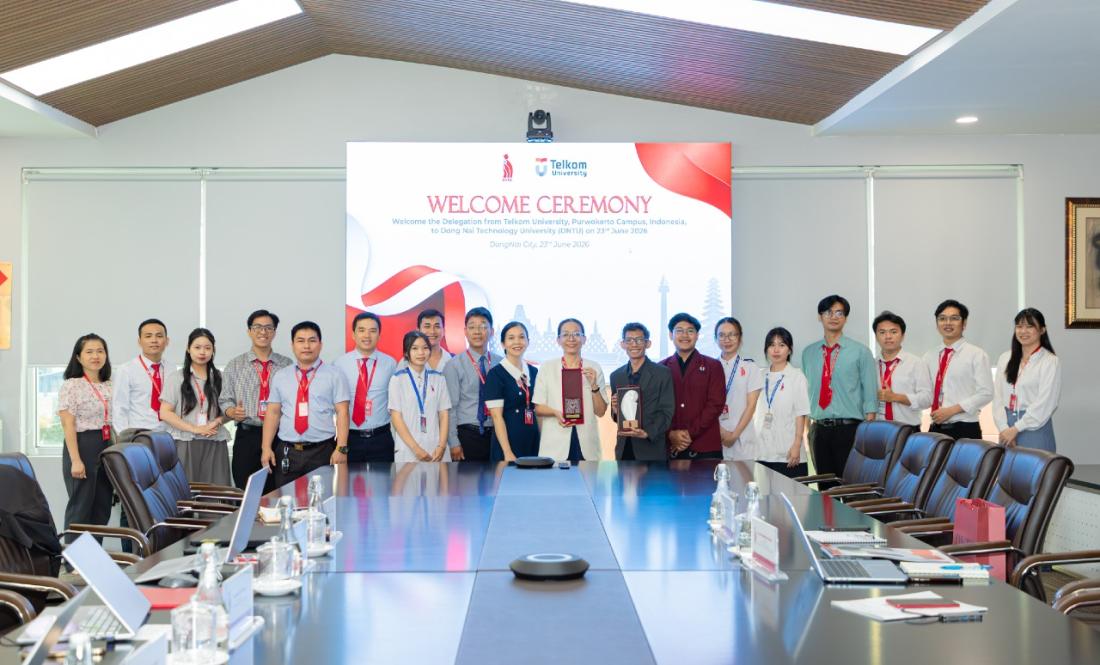 DNTU Advances International Collaboration with Telkom University Purwokerto, Indonesia