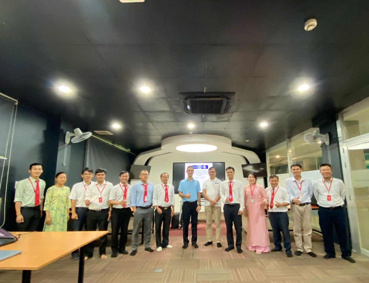 DNTU ĐÓN TIẾP CHUYÊN GIA QUỐC TẾ TỪ ĐẠI HỌC QUỐC GIA KHOA HỌC VÀ CÔNG NGHỆ CAO HÙNG, THÚC ĐẨY HỢP TÁC ĐÀO TẠO VÀ NGHIÊN CỨU KHOA HỌC