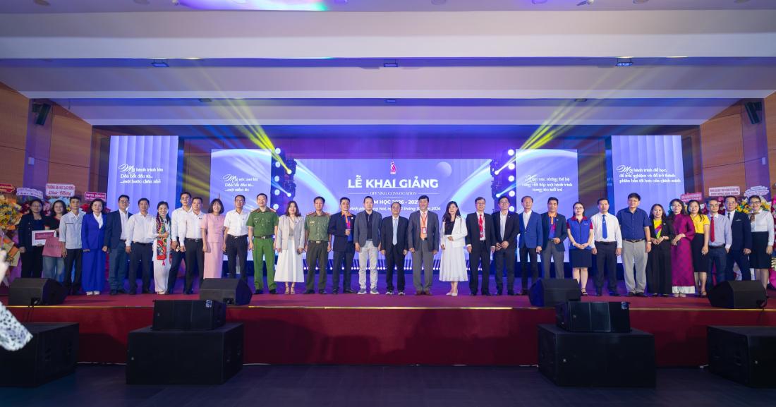 TRƯỜNG ĐẠI HỌC CÔNG NGHỆ ĐỒNG NAI TRI ÂN QUÝ DOANH NGHIỆP ĐỒNG HÀNH CÙNG NHÀ TRƯỜNG TẠI LỄ KHAI GIẢNG NĂM HỌC 2026 - 2027